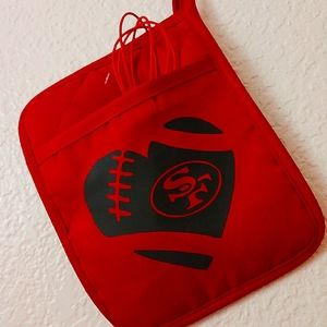 49ers Oven Mitt (1 for $8 or 2 for $15)